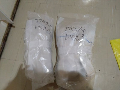 アスベスト除去作業